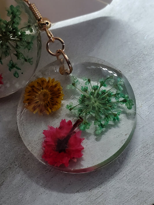 Wildflower round earrings