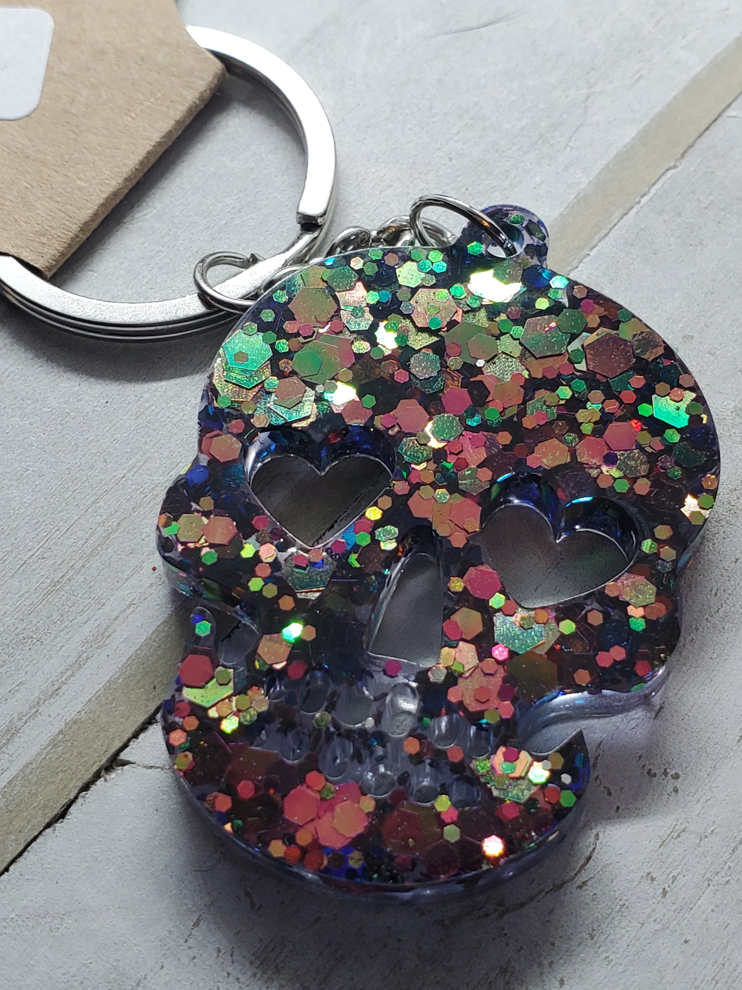 Chameleon glitter skull keychain