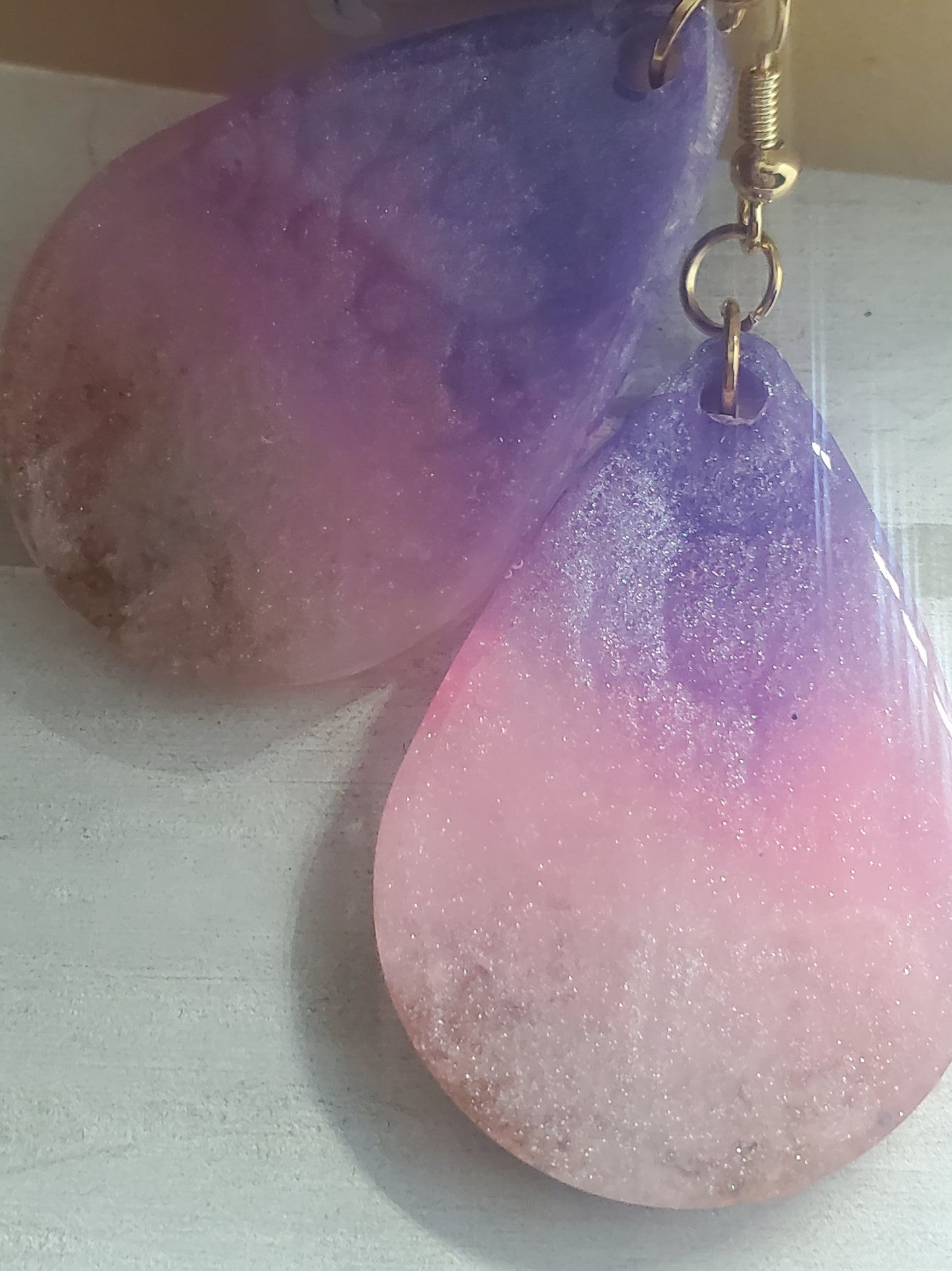 pink and purple beachy resin earrings