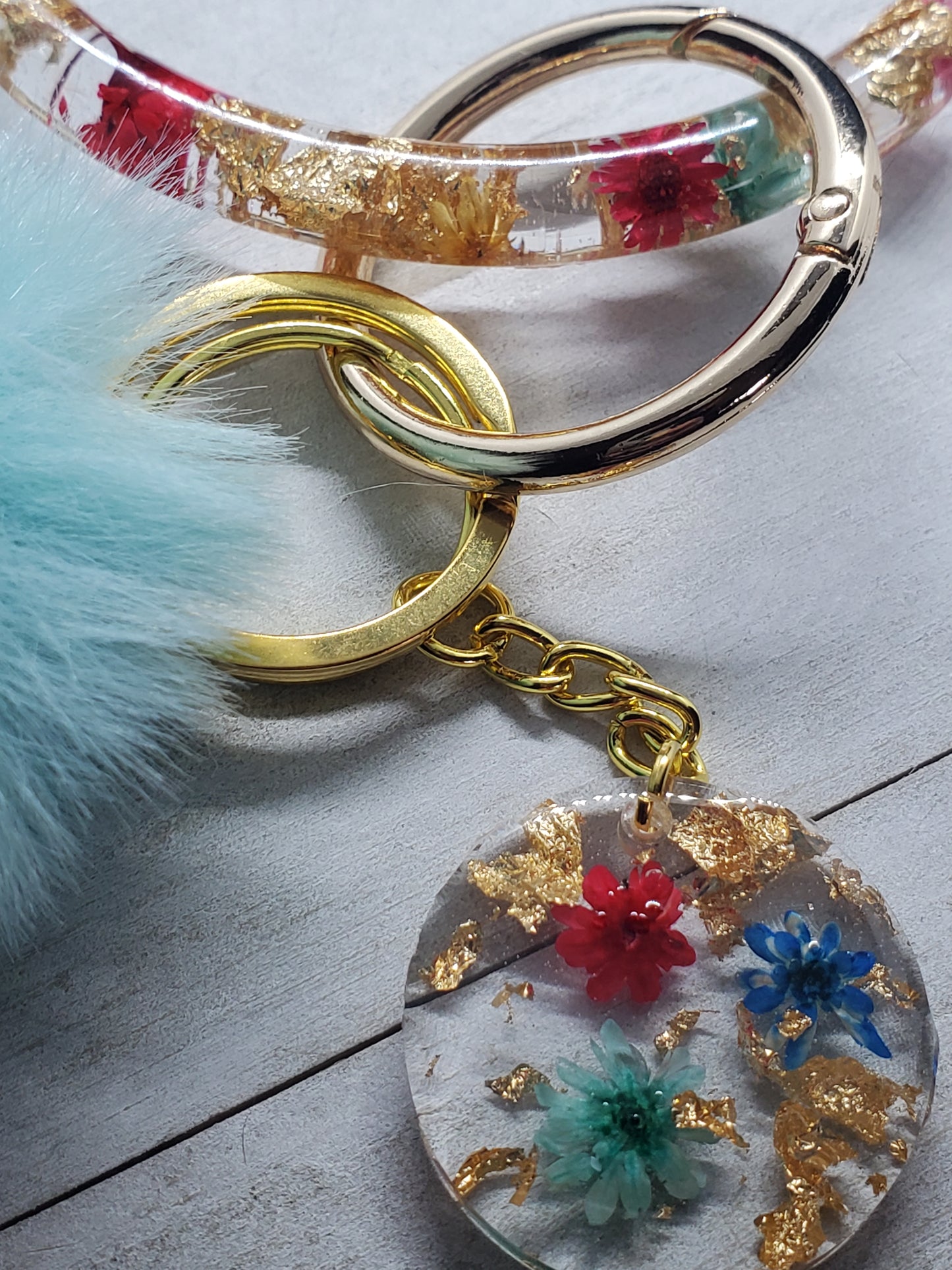 Flower bangle wristlet keychain