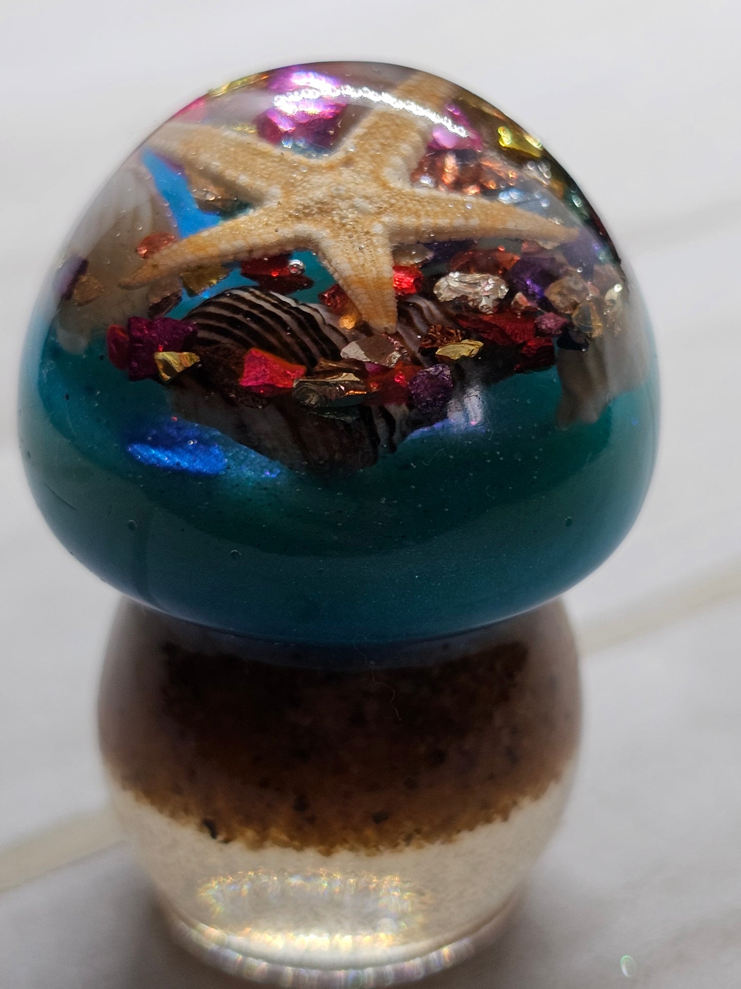 Beach resin mushroom