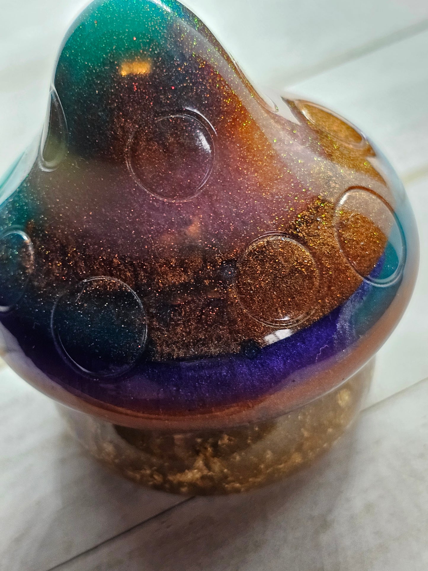 Resin mushroom