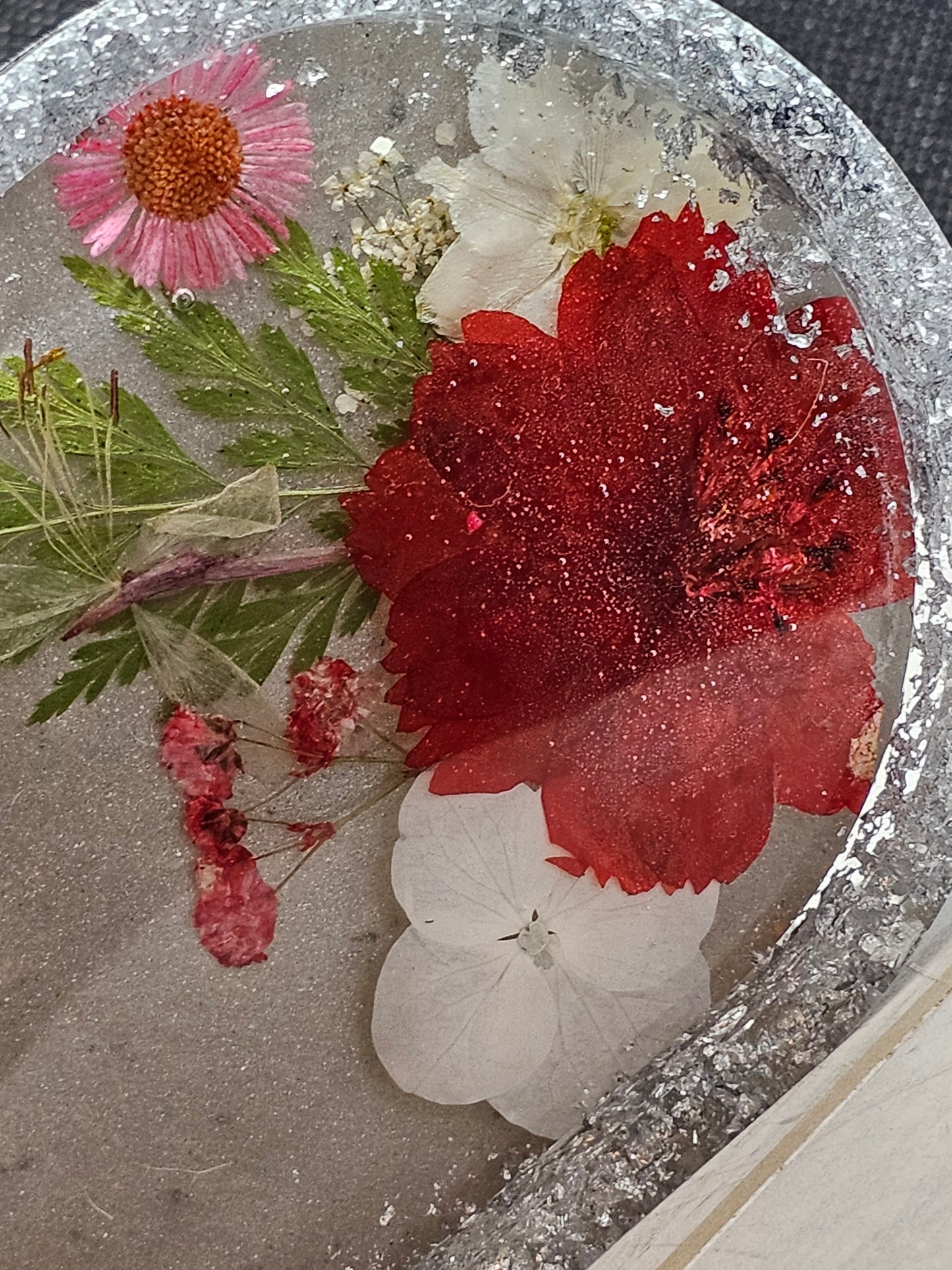 flower trinket jewelry tray with silver leaf