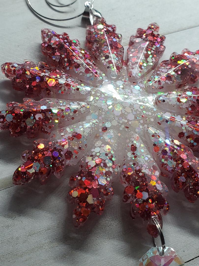Snowflake resin suncatcher