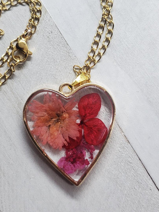 Pink and red flower heart necklace